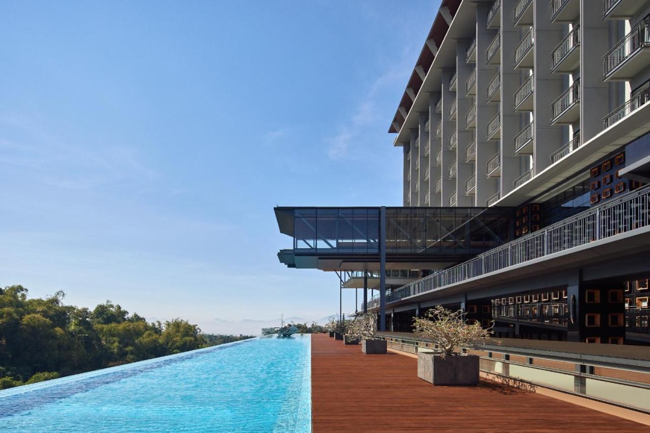 The Gaia Hotel Bandung Lembang Exterior foto